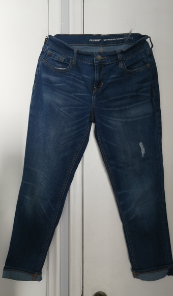 Old Navy Boyfriend Skinny Jeans - Picture 1 of 10